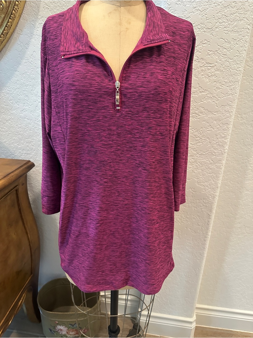 Women's Magenta Heather Quarter-Zip Pullover Top